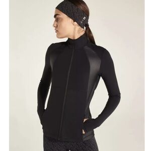 New Halle Berry x Sweaty Betty Storm High Shine Zip Through Jacket Size S